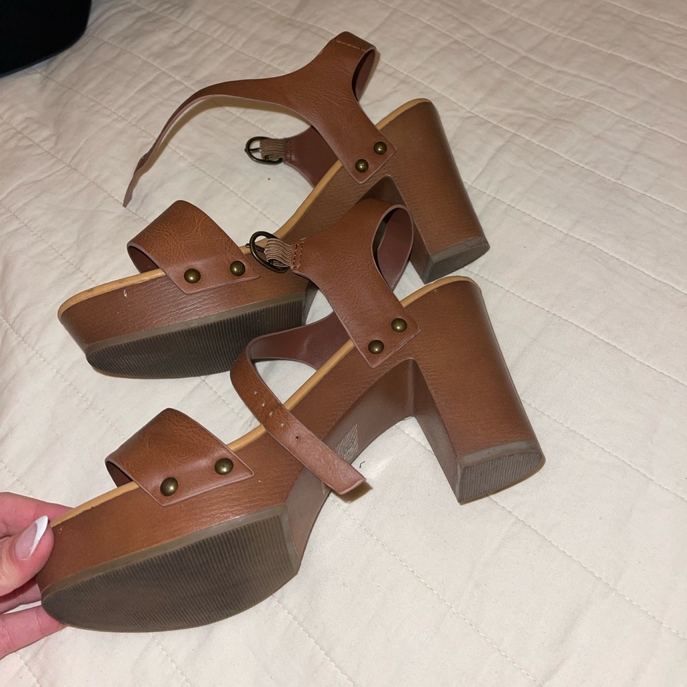 Heels size 8